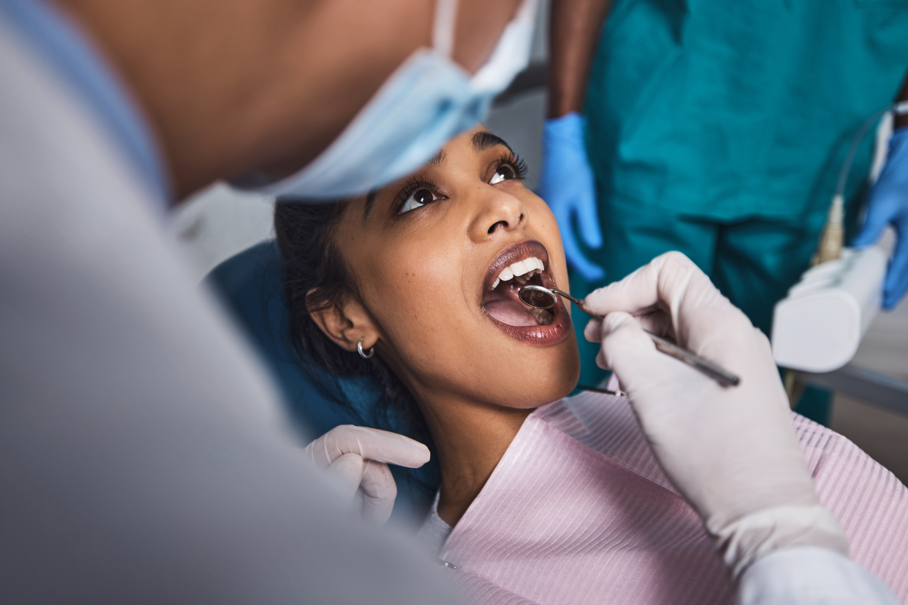 Dental Surgeon in Kandivali